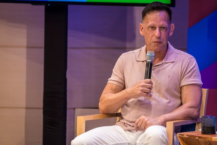 Peter Thiel in Aspen: The pope is ‘working for the Chinese Communists’