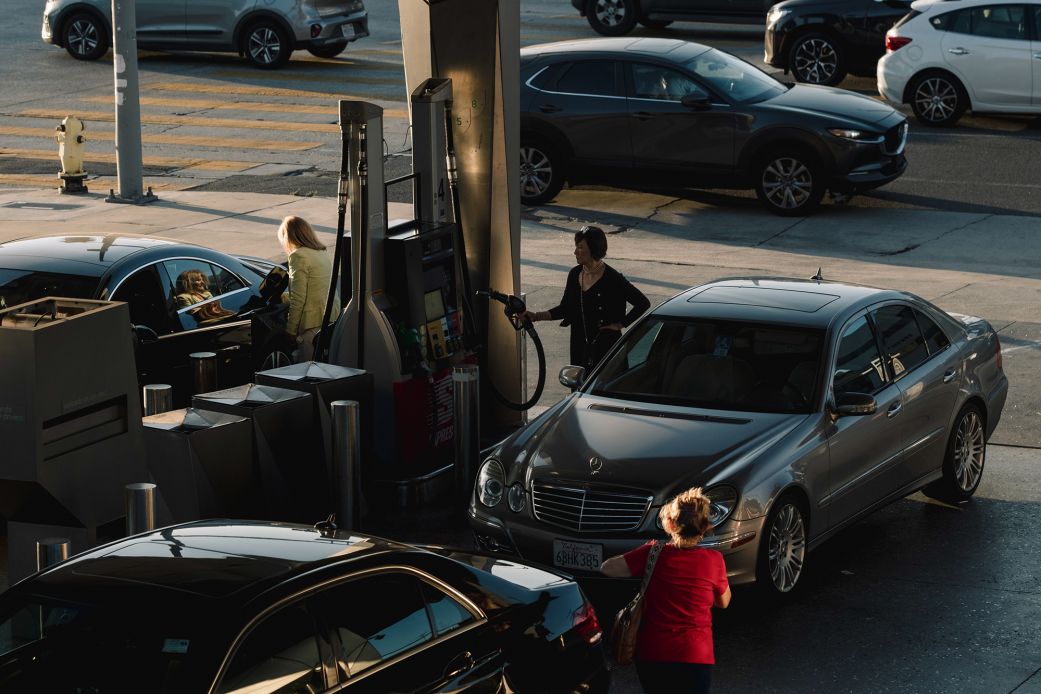 Consumer sentiment surges due to lower gas prices