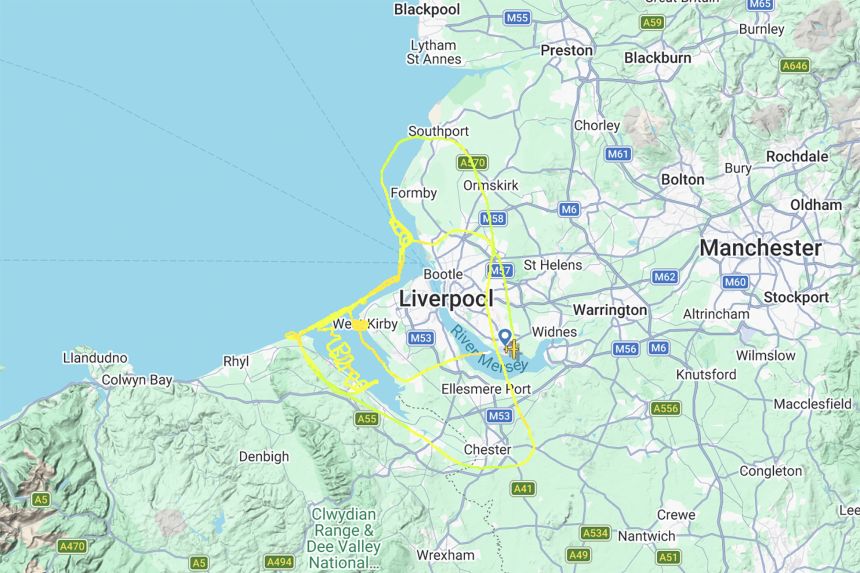 Pilot scrawls ‘I’m bored’ into UK sky mid-flight