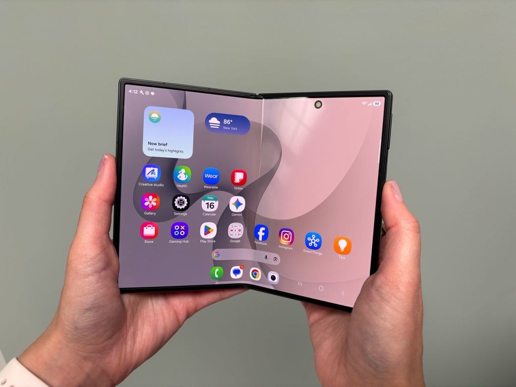 Can Samsung outmaneuver Apple’s cool factor? We may soon find out