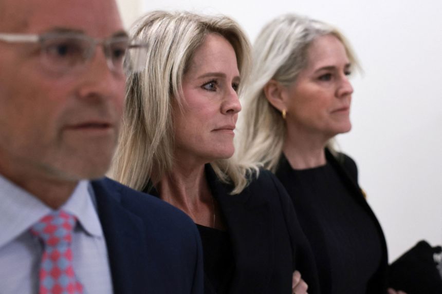 Exclusive: Congress discussing affidavits from Epstein survivors about Lesley Groff as survivors told CNN she lied