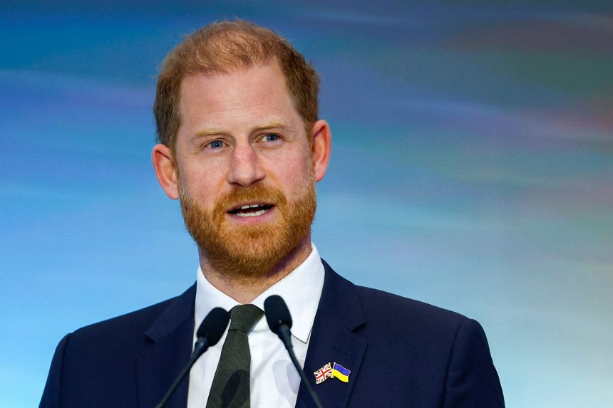 Prince Harry told he replied too late to stay at Buckingham Palace amid confusion over UK visit