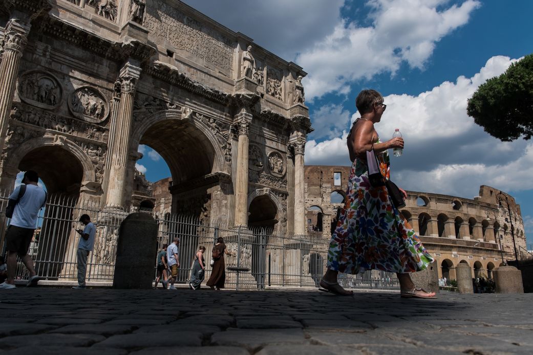 Hot in the city? Free movies help Italians ‘chill’ in Rome